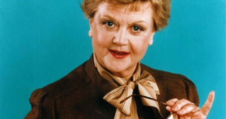 Она написала убийство